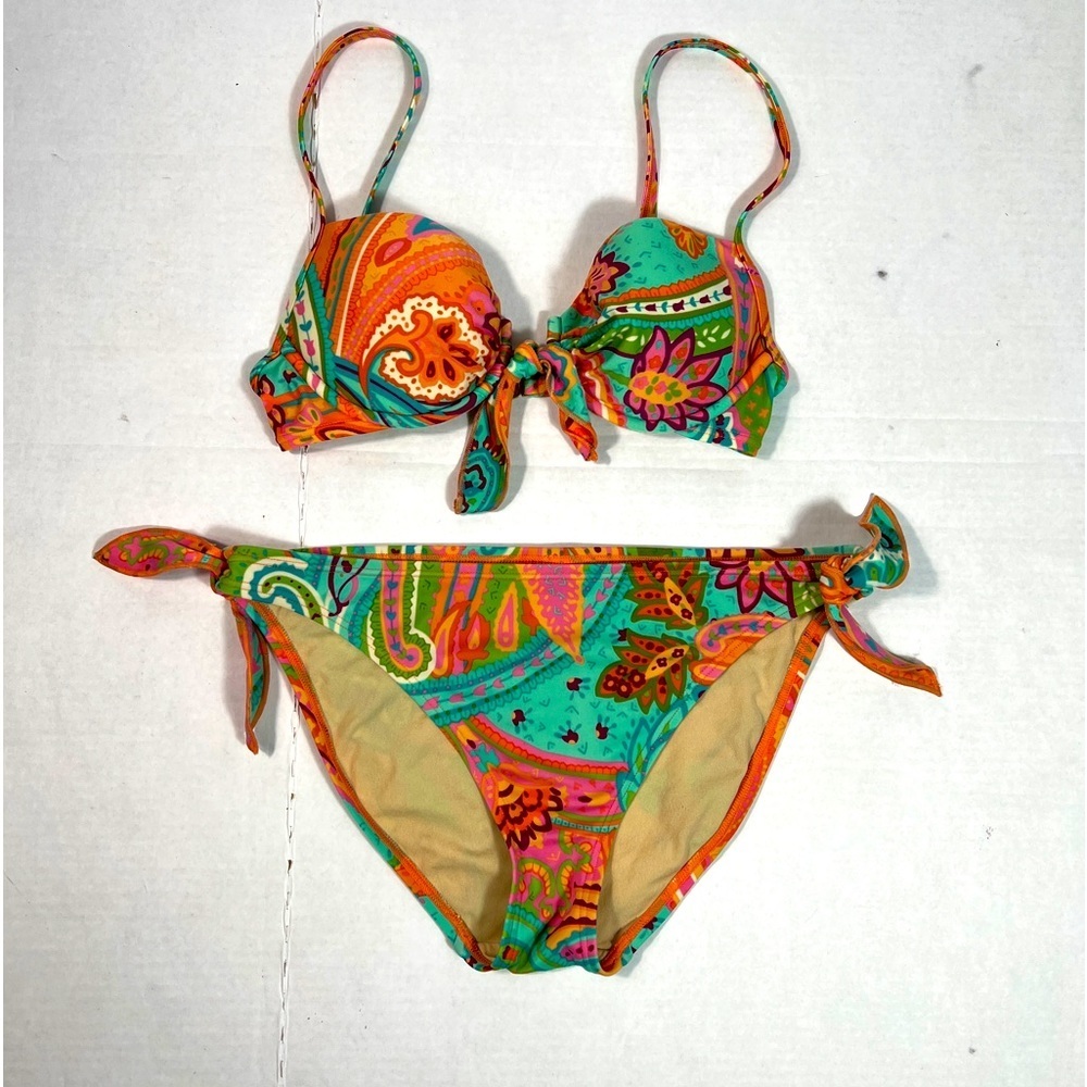 Victoria’s Secret Bikini Top 34B Bottoms M